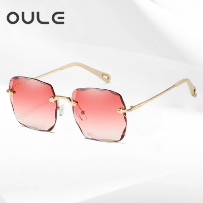 OULE 海洋片切边方形太阳镜 韩版潮女个性透明框墨镜 金框渐变红